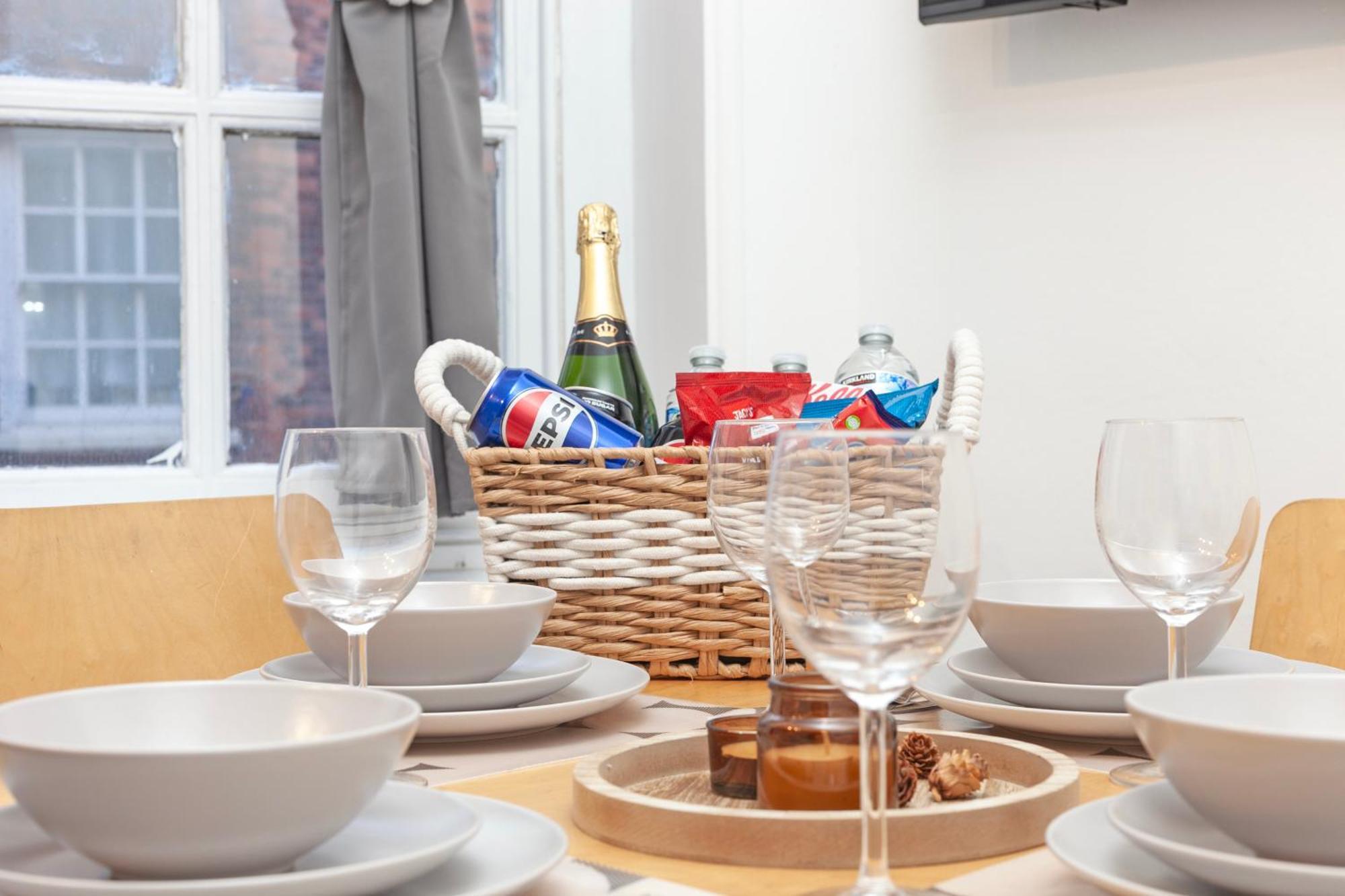 Beautiful 3 Bedroom Flat In Scott Ellis Gardens Londres Extérieur photo