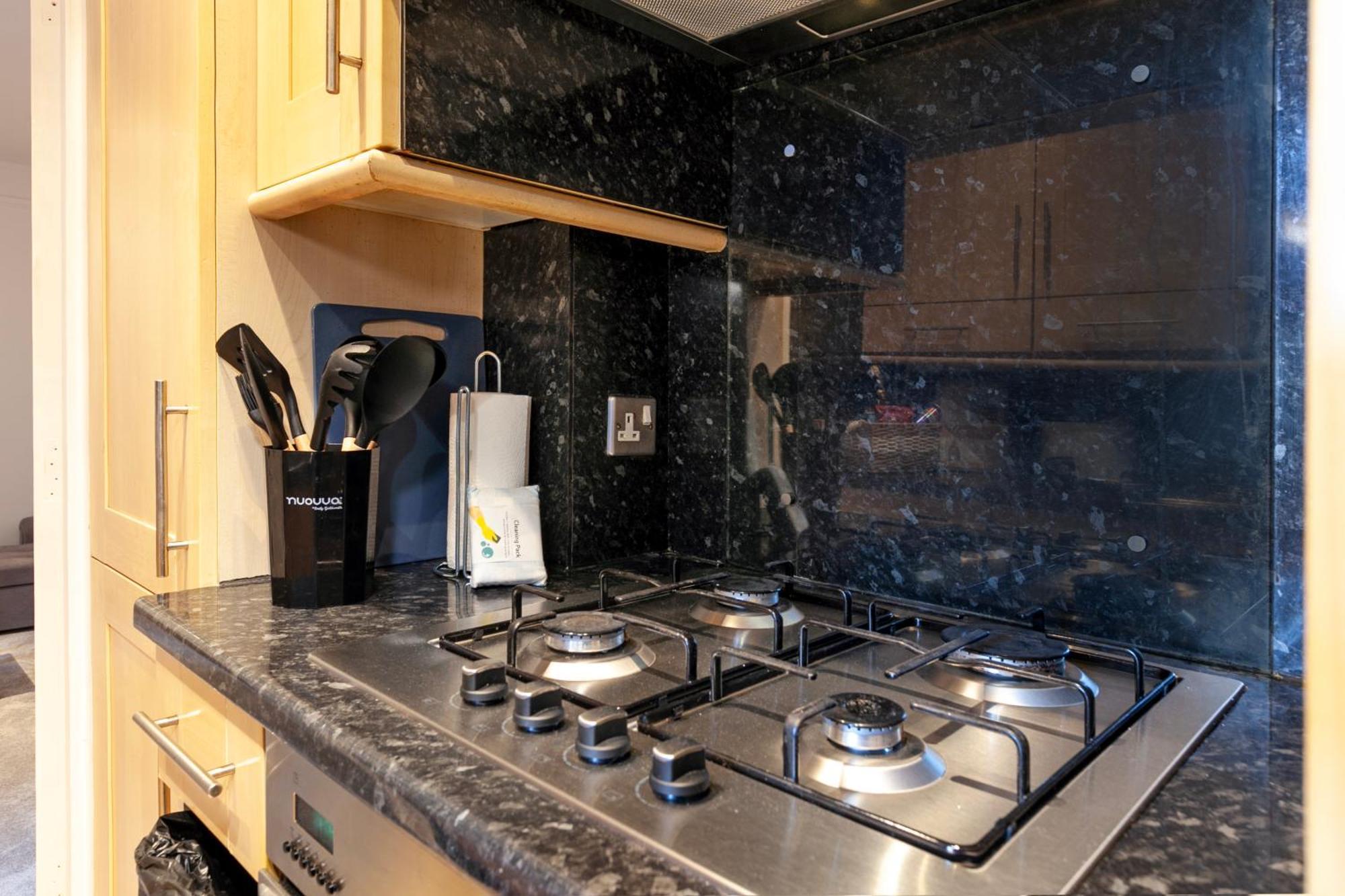 Beautiful 3 Bedroom Flat In Scott Ellis Gardens Londres Extérieur photo