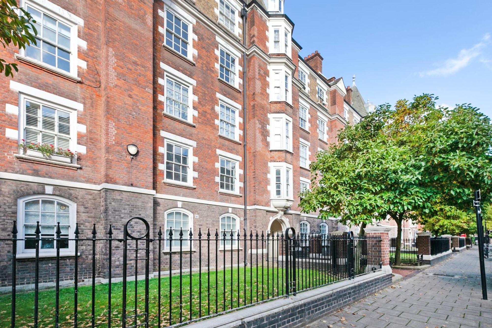 Beautiful 3 Bedroom Flat In Scott Ellis Gardens Londres Extérieur photo